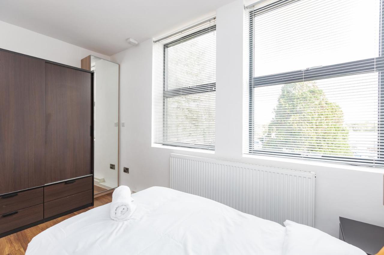 דירות מיידסטון Manhattan Heights מראה חיצוני תמונה
